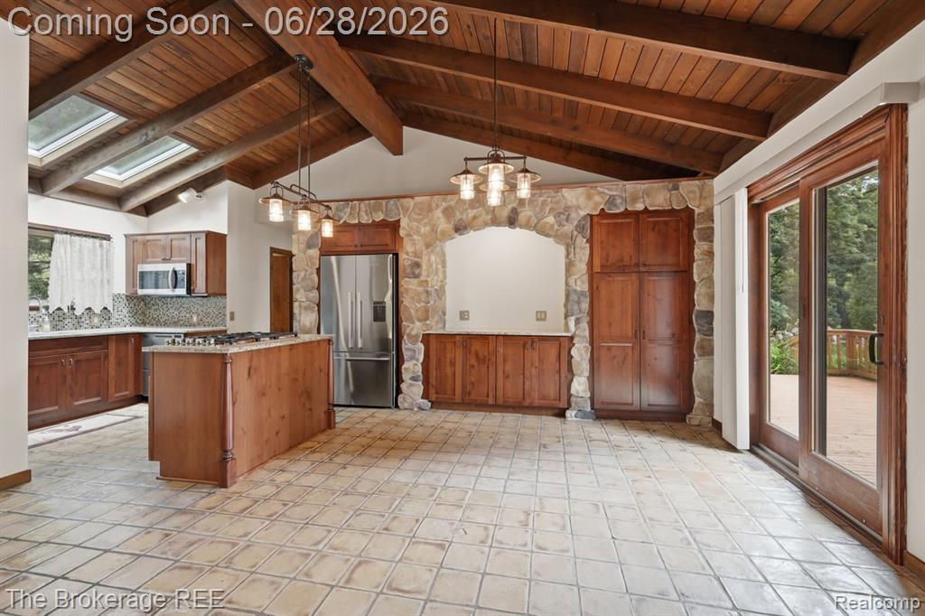 8475 Knox Road, Clarkston, MI 48348 — Photo 16