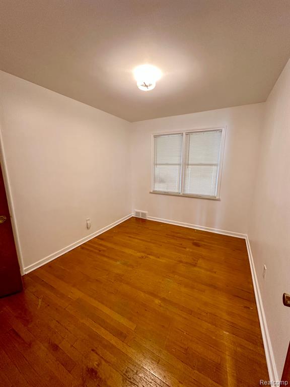 6790 WINONA Avenue, Allen Park, MI 48101 — Photo 9