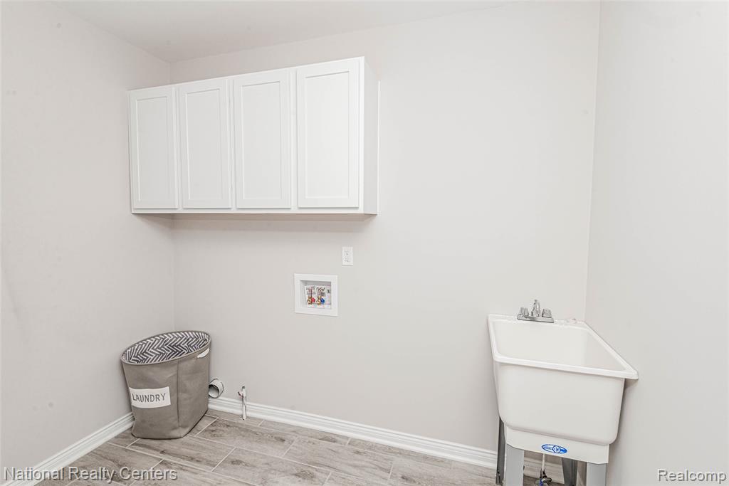 020 Medford Hill Drive, Metamora, MI 48455 — Photo 36