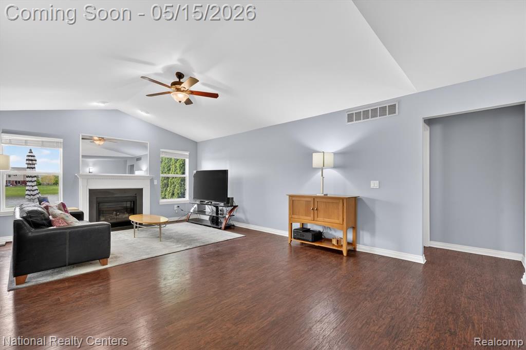 28657 Oakmonte Circle W, New Hudson, MI 48165 — Photo 7