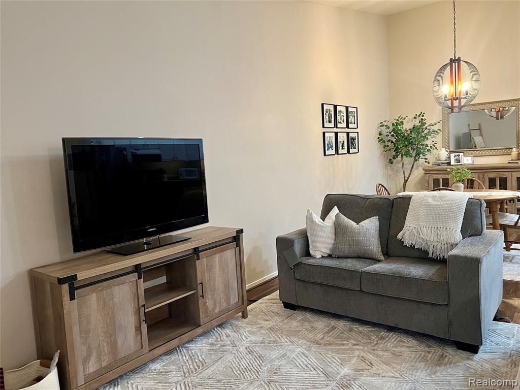 1861 N Arbor Way Drive, 26, Canton, MI 48188 — Photo 9