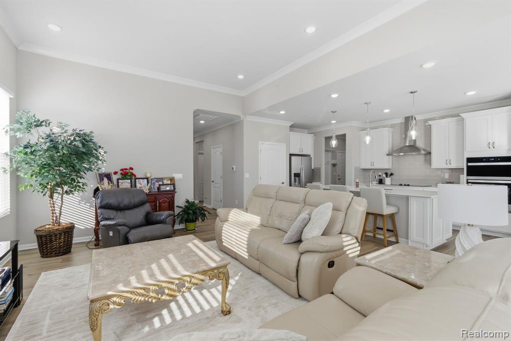 50682 Beckett Court, Macomb, MI, 48044