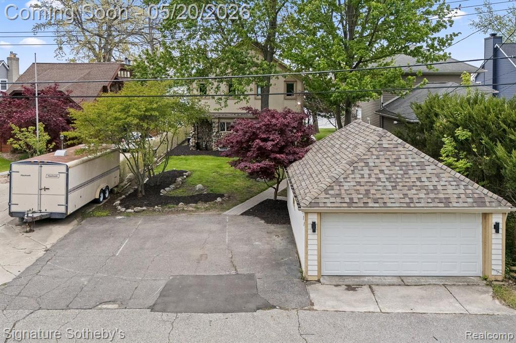 727 McDougal Drive, Waterford, MI 48327 — Photo 49