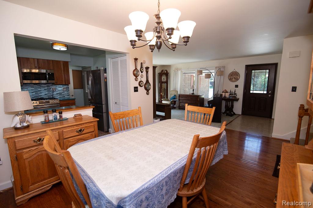 9482 Waterman Drive, Grosse Ile, MI 48138 — Photo 9
