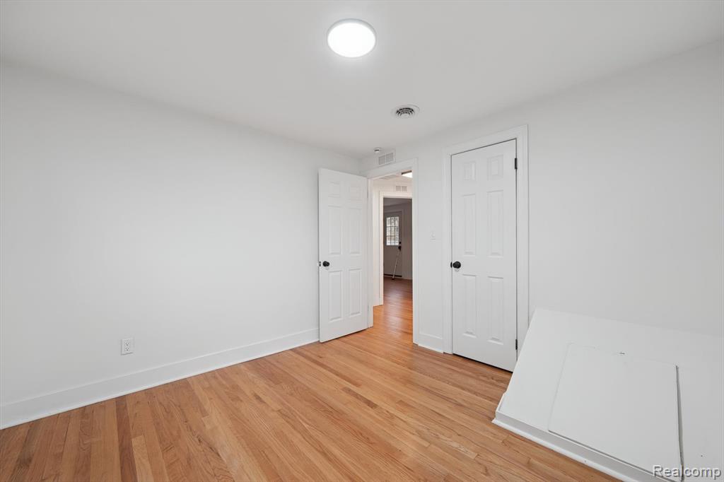 16891 Avon Avenue, Detroit, MI 48219 — Photo 20