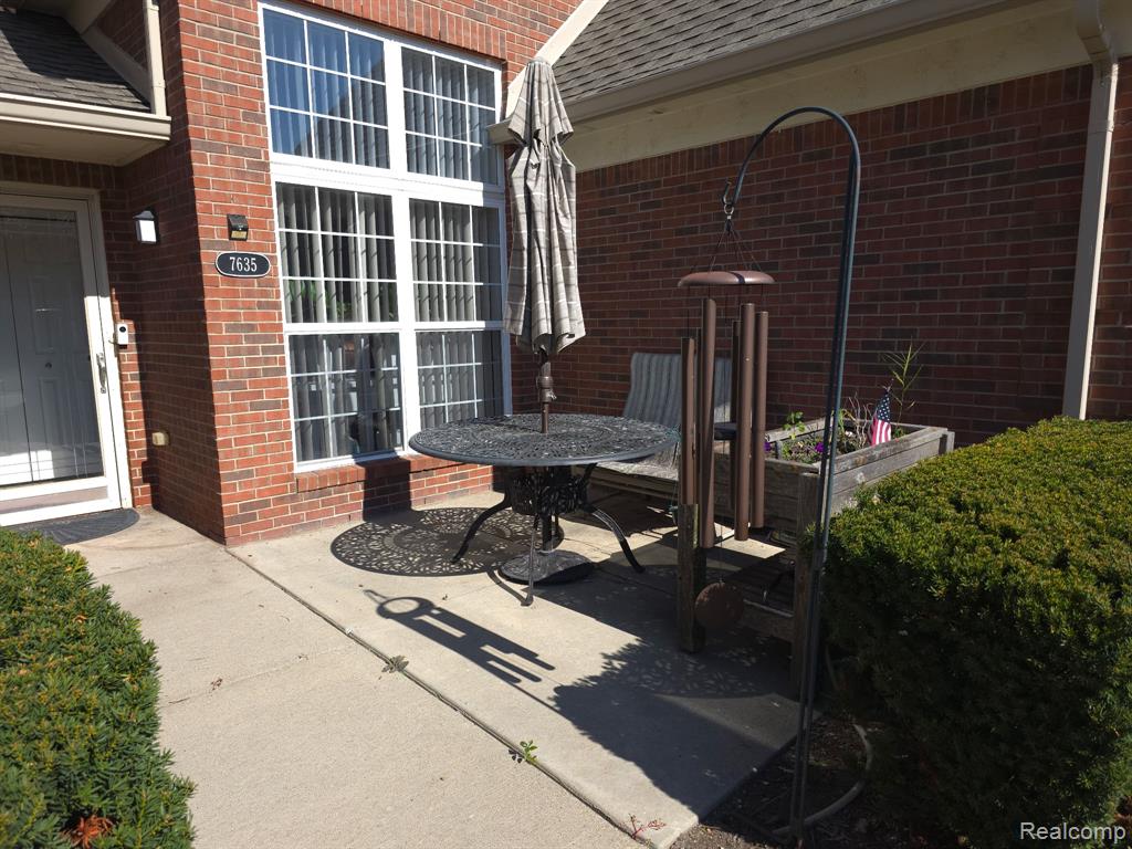 7635 Ambassador Drive, Shelby Twp, MI 48316 — Photo 4