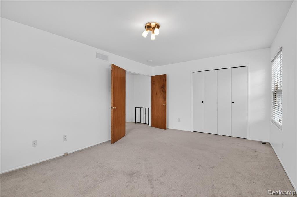 2736 Glenbridge Court, Ann Arbor, MI 48104 — Photo 28