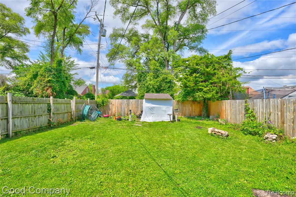 18669 Coyle Street, Detroit, MI 48235 — Photo 37