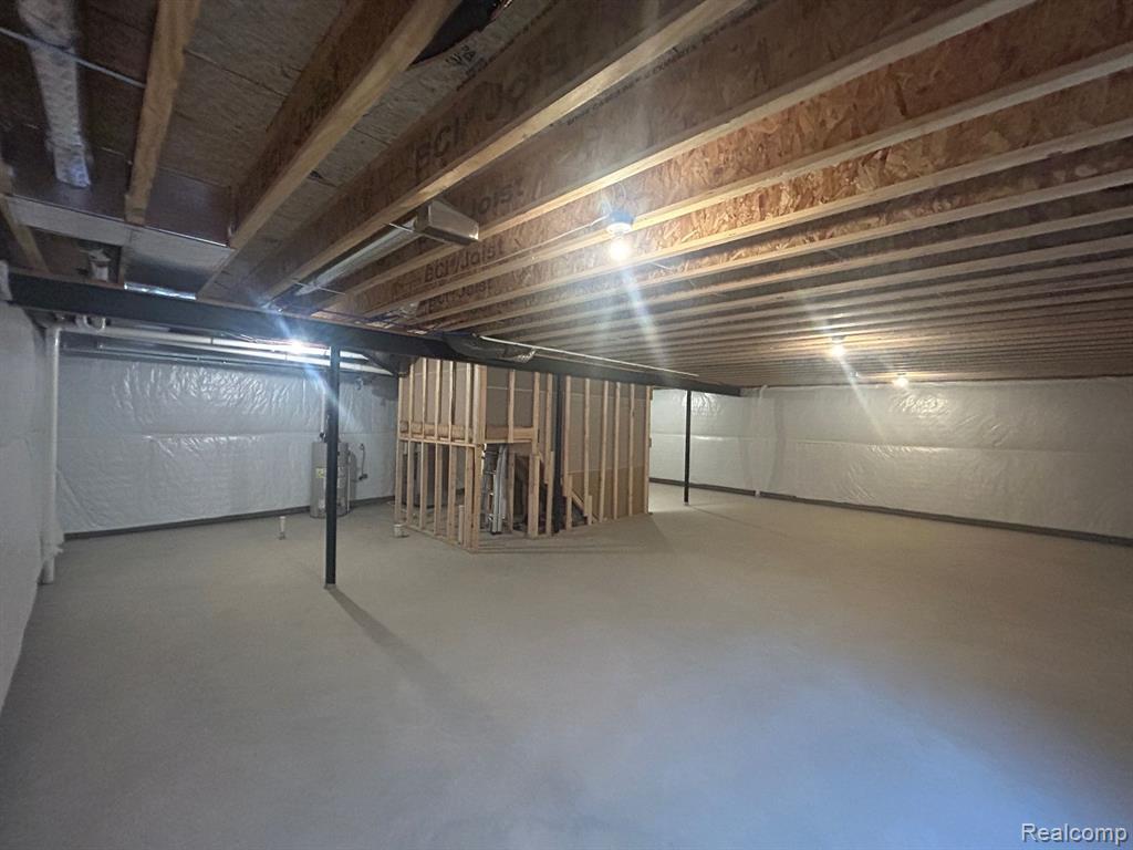 9229 TULIP, Plymouth, MI 48170 — Photo 34