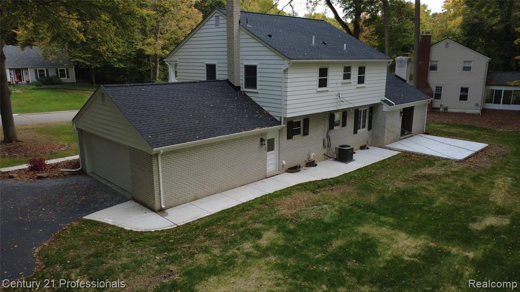 9421 Mapletree Drive, Plymouth, MI 48170 — Photo 27