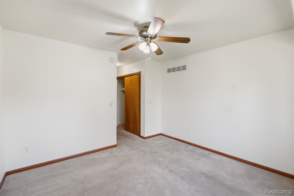 41217 Fortuna Drive E, Clinton Twp, MI 48038 — Photo 16