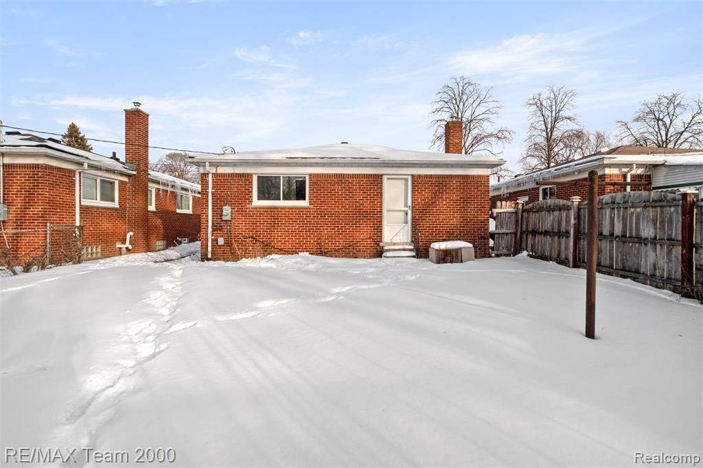 20295 Huntington Road, Detroit, MI 48219 — Photo 37