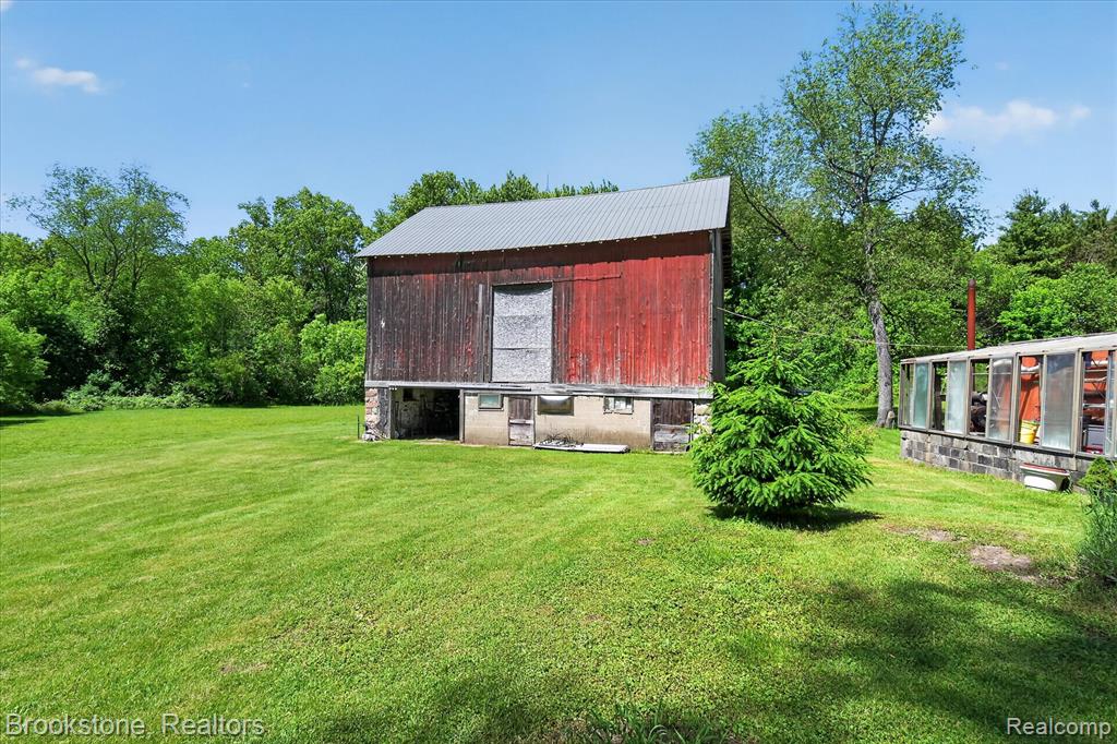 9455 Andersonville Road, Clarkston, MI — Photo 54