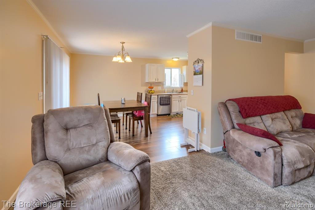 4391 Eagle Lane, Burton, MI 48519 — Photo 12