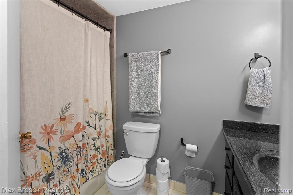 5005 CROOKS Road, 34, Royal Oak, MI 48073 — Photo 17