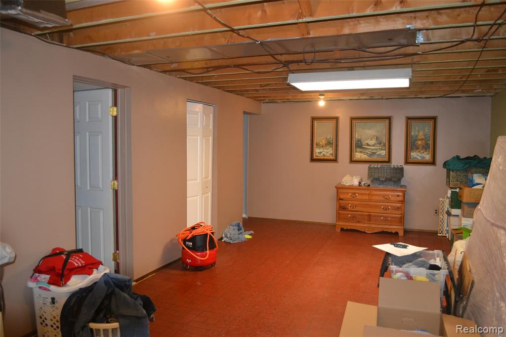 42428 Greenbrier Lane, Clinton Twp, MI 48038 — Photo 20