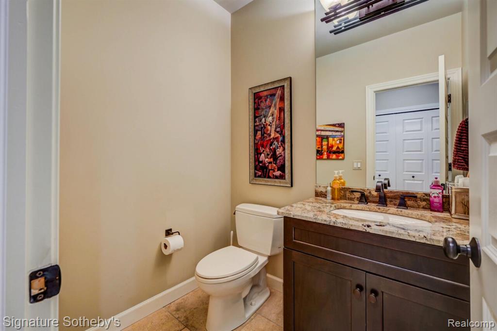 3225 Legacy Court, West Bloomfield, MI 48323 — Photo 23