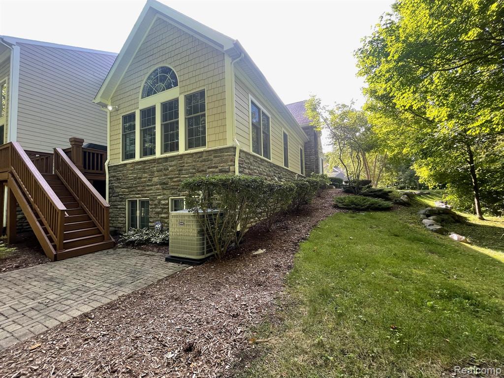 49676 Timber Trail, Novi, MI — Photo 37