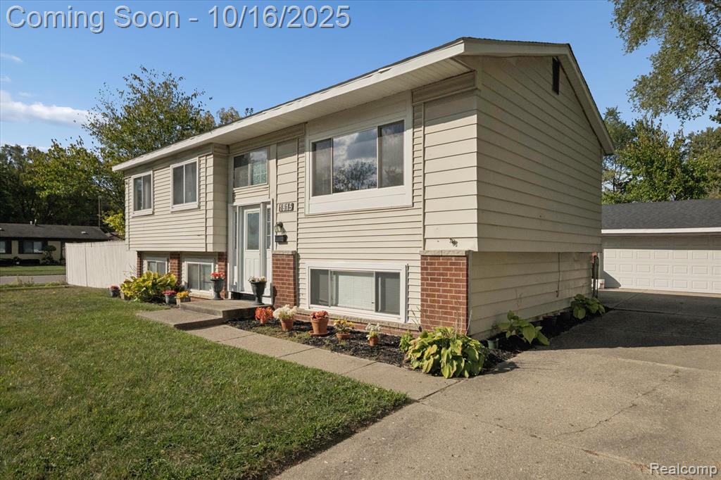1815 Heatherridge Street, Ypsilanti, MI 48198 — Photo 5