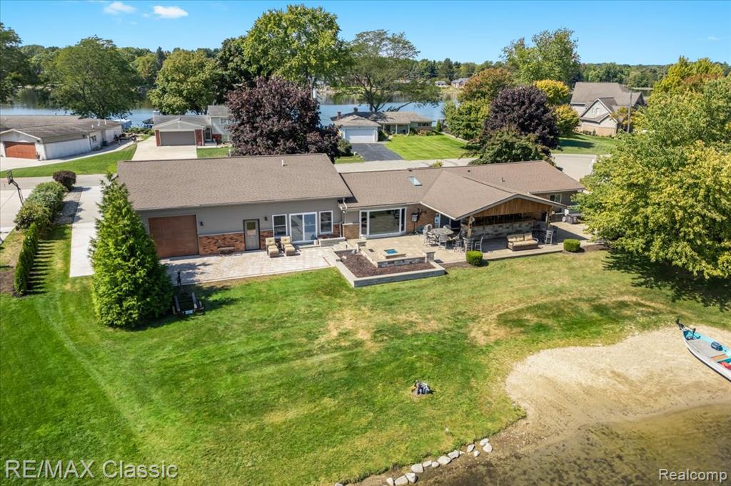 4806 Surfwood Drive, Commerce Twp, MI 48382 — Photo 8