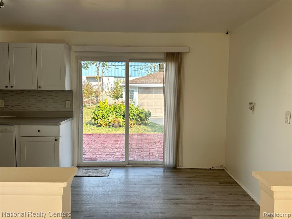 10666 N OAK Drive, Ferndale, MI 48220 — Photo 4