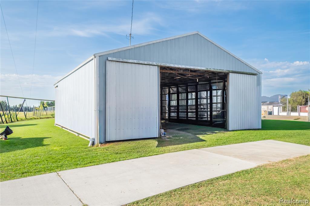 7570 Fostoria Road, Mayville Vlg, MI 48744 — Photo 7