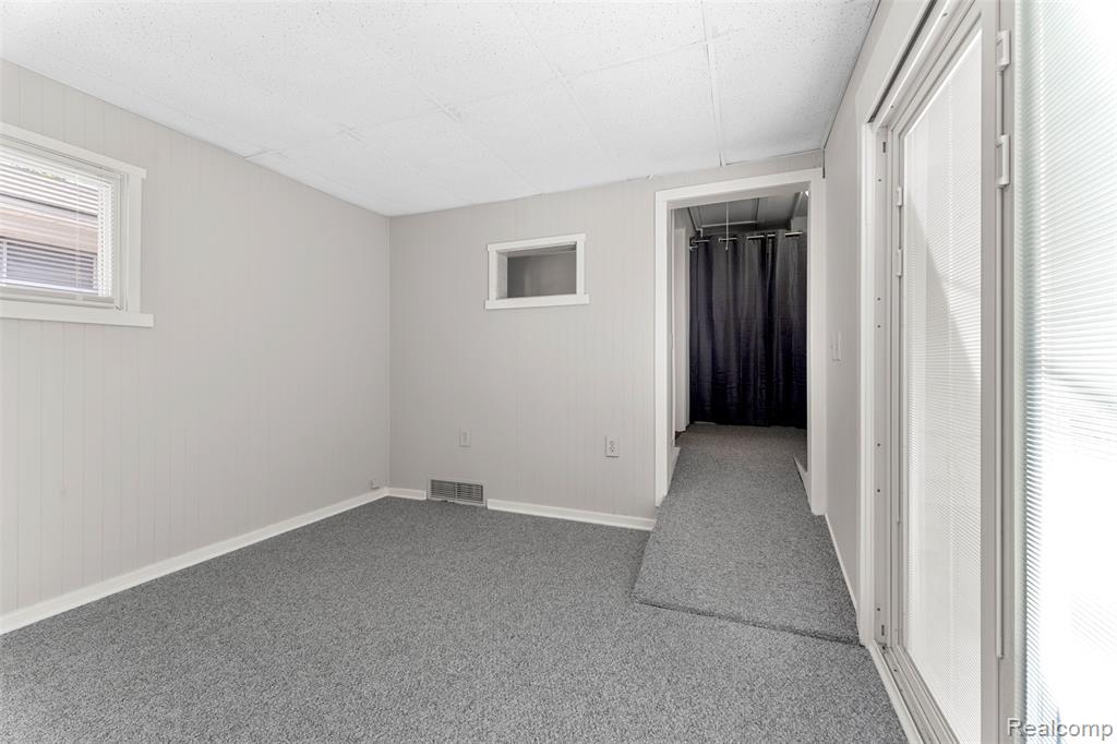 4924 Huron Street, Dearborn Heights, MI 48125 — Photo 19
