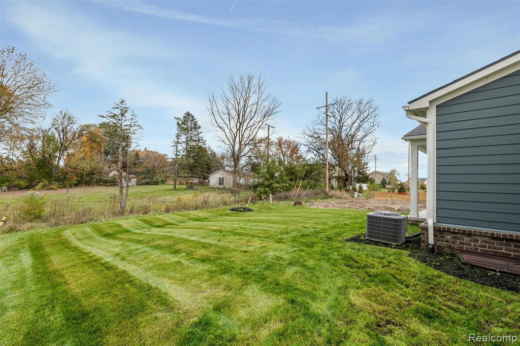 50284 Hedgewood Drive, Canton, MI 48187 — Photo 40