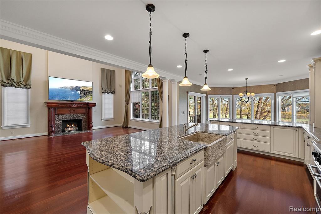 83 Greenan Lane, Lake Orion, MI 48362 — Photo 27