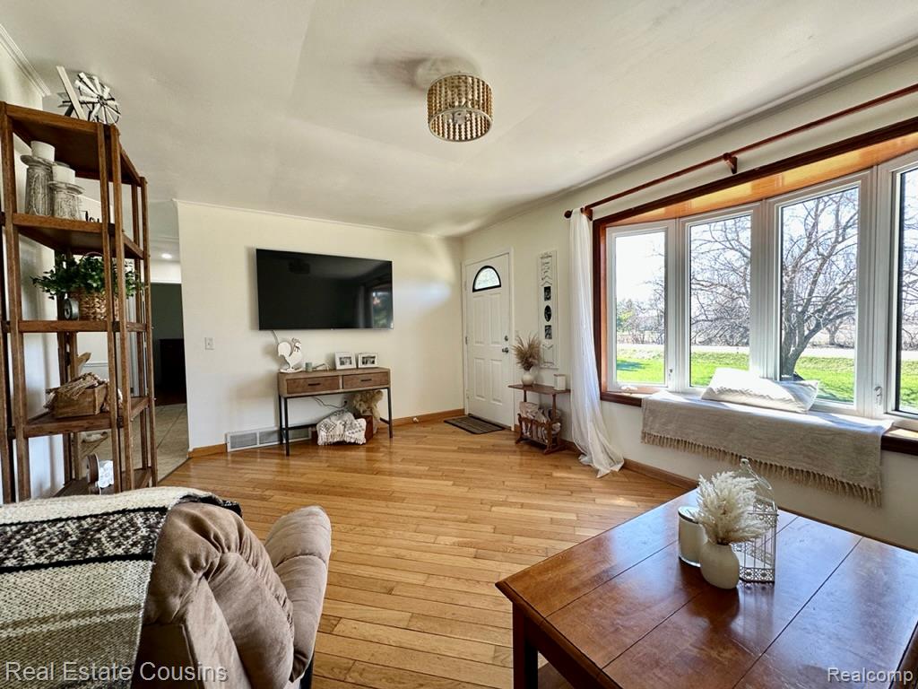 9335 Sheridan Road, Gaines Vlg, MI 48436 — Photo 4