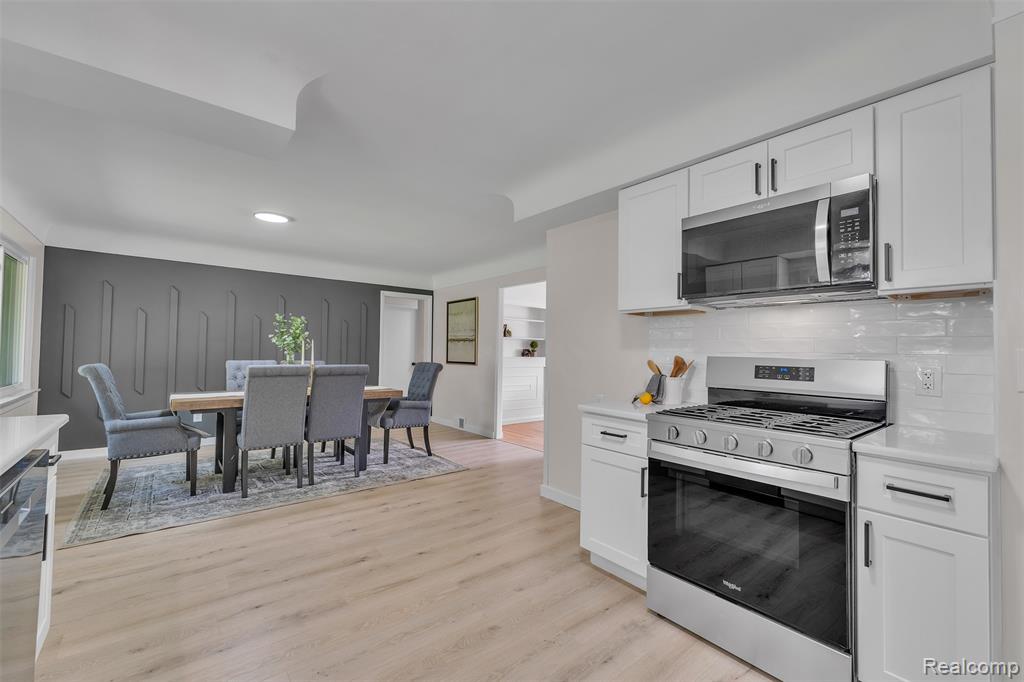 28720 Eldorado Pl, Lathrup Village, MI 48076 — Photo 18