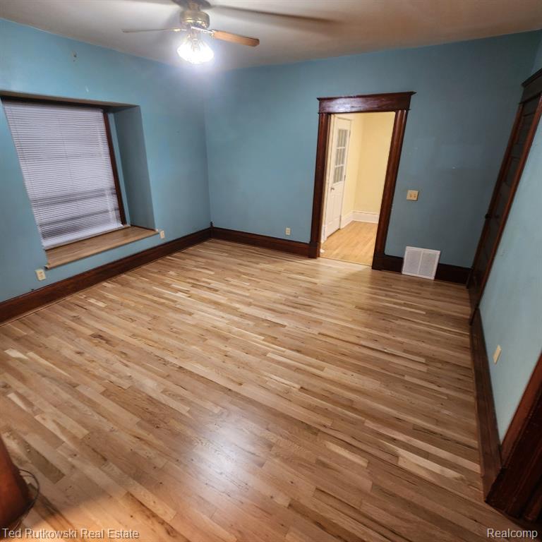315 N MAIN Street SW, Capac, MI 48014 — Photo 14
