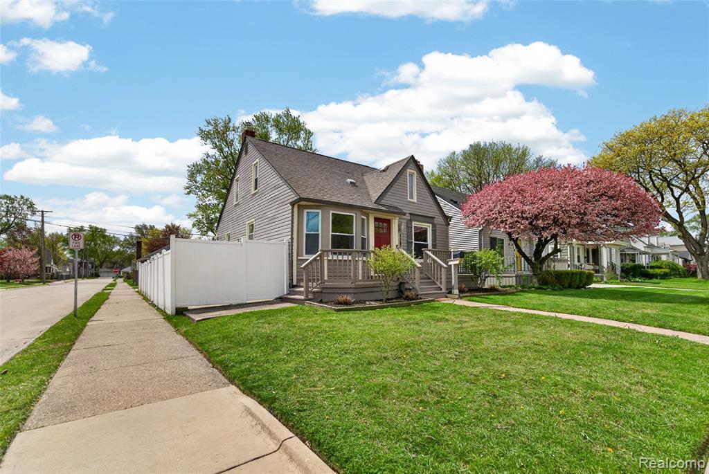 1283 West Boulevard, Berkley, MI 48072 — Photo 2