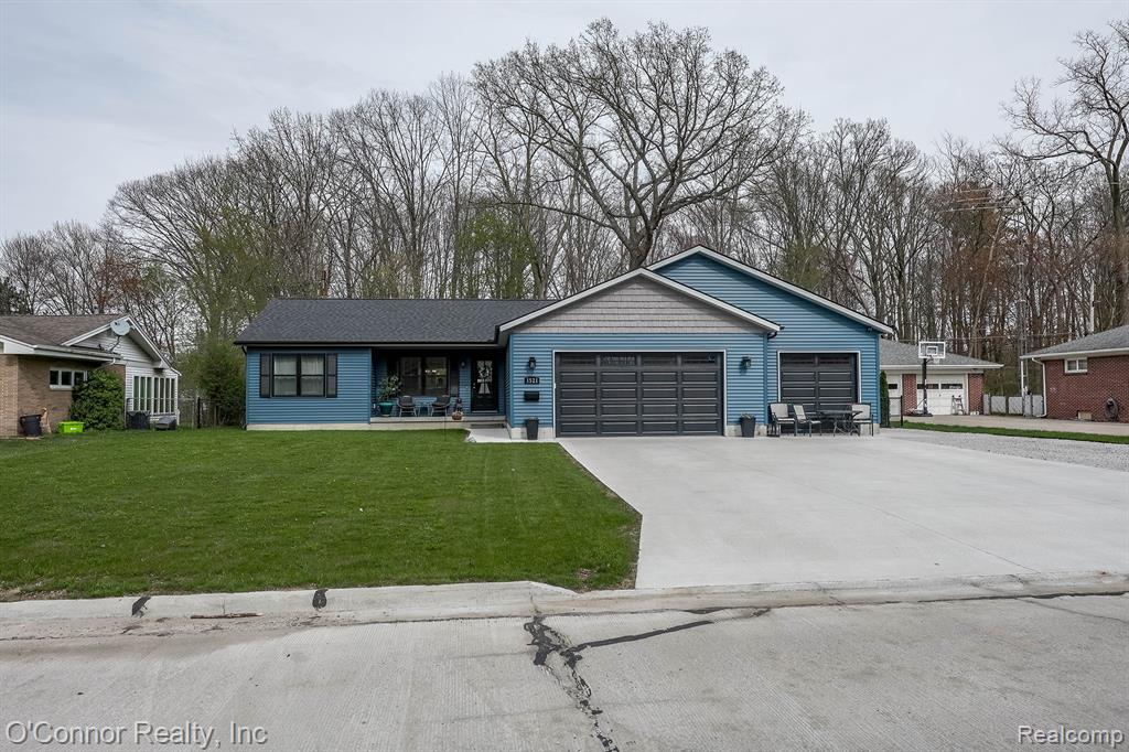 1521 Georgia Avenue, Marysville, MI 48040 — Photo 36