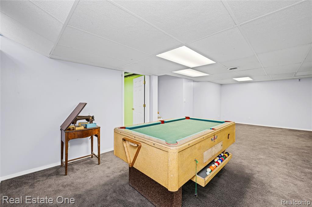 28615 Bloomfield Drive, Lathrup Village, MI 48076 — Photo 37