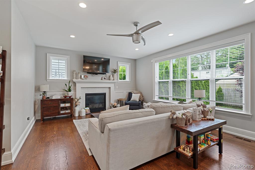 632 Millard Avenue, Royal Oak, MI 48073 — Photo 8