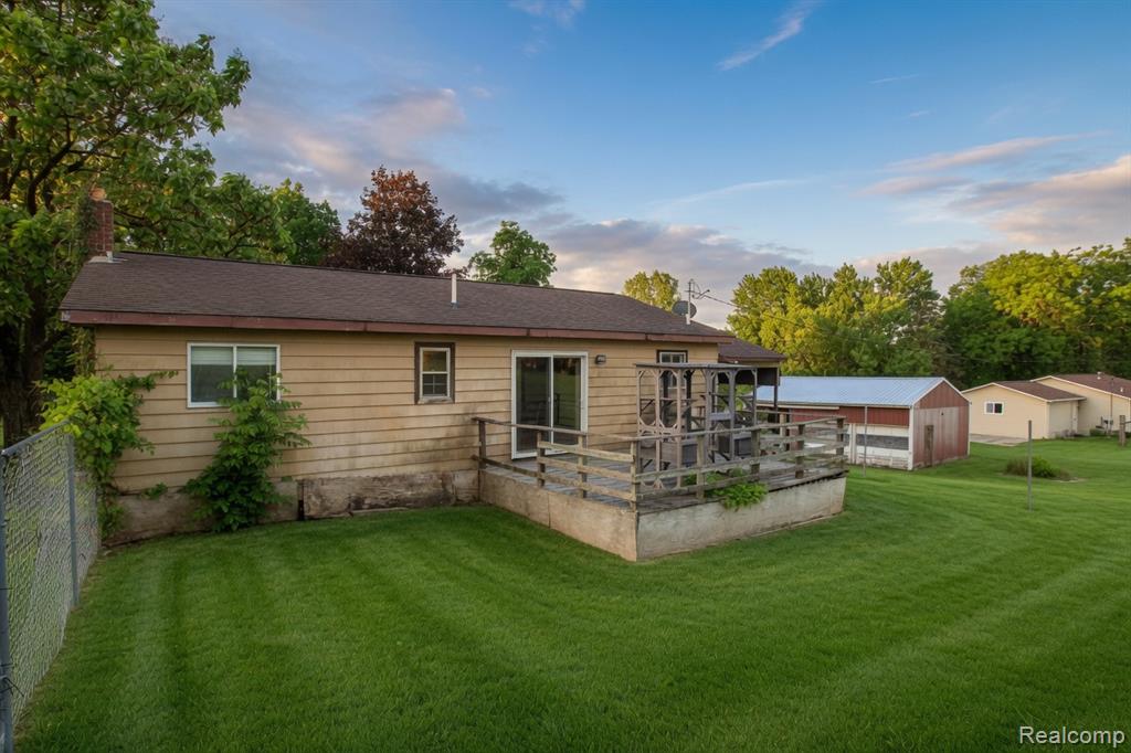 8040 Smith Road, Gaines Vlg, MI 48436 — Photo 16