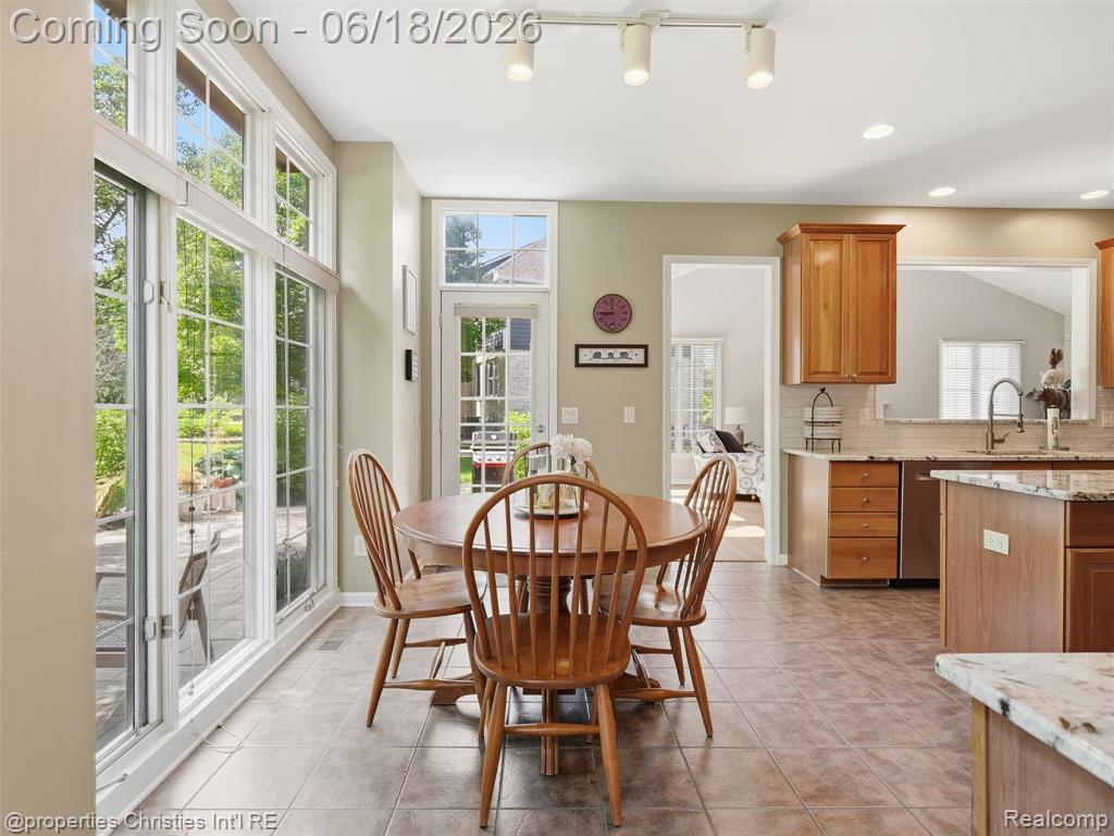 7279 Heron Way, Canton, MI 48187 — Photo 15