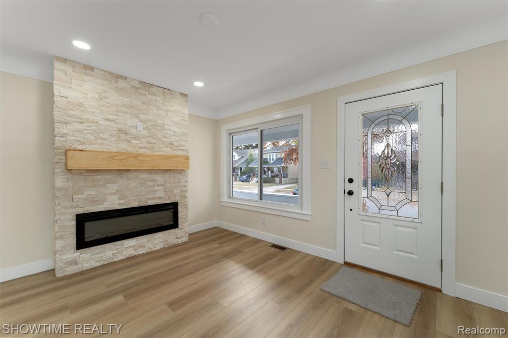 860 Gardendale Street, Ferndale, MI 48220 — Photo 4