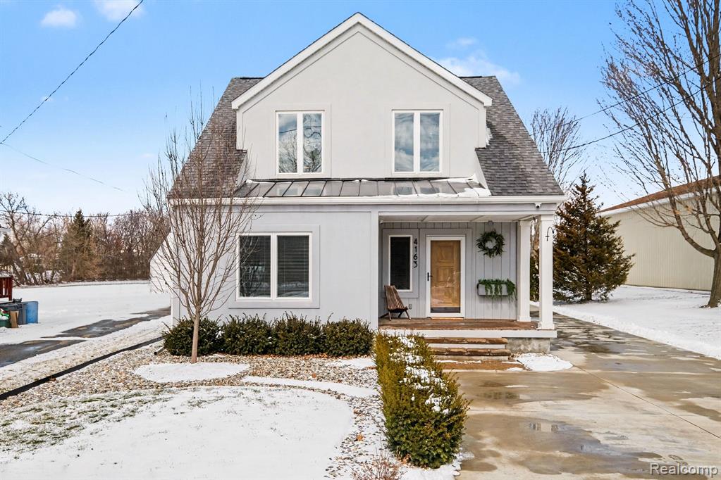 4163 E Maple Avenue, Grand Blanc, MI 48439 — Photo 2