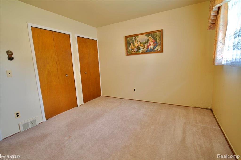 13325 Iowa Drive, Warren, MI 48088 — Photo 12