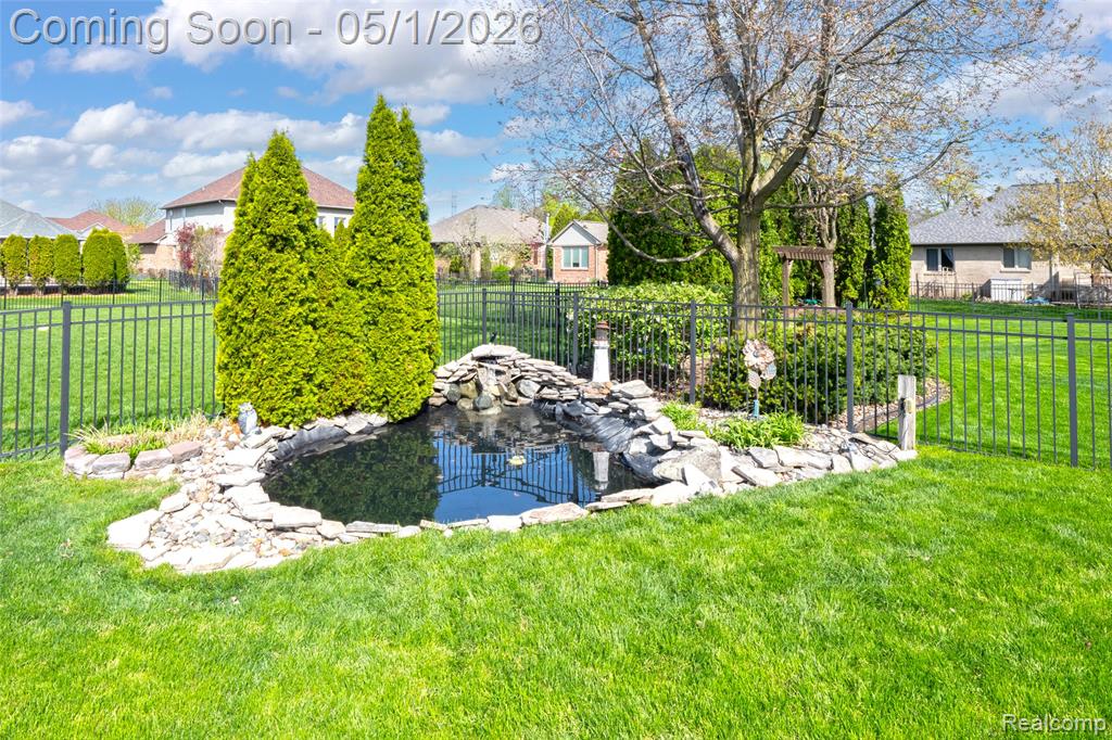 48333 Manchester Drive, Macomb, MI 48044 — Photo 47