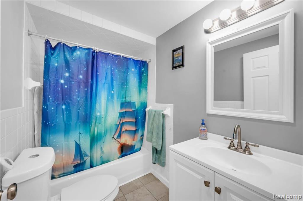1084 E Grand Blanc Road, Grand Blanc, MI 48439 — Photo 20