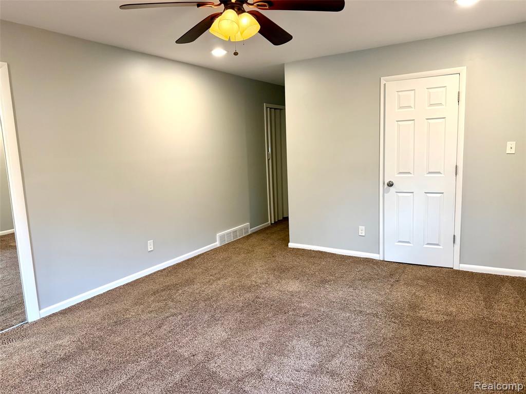 17617 Avilla Blvd Boulevard, Lathrup Village, MI 48076 — Photo 7