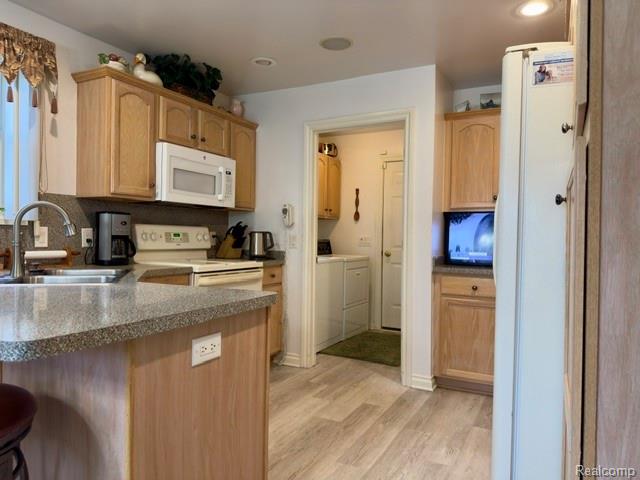 1151 Creekside Court, Burton, MI 48509 — Photo 9