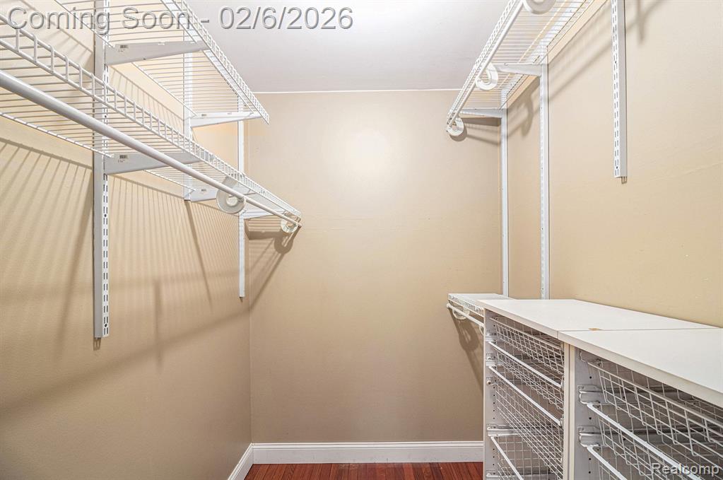 24516 Simmons Drive, Novi, MI — Photo 16