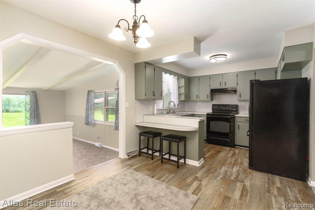 9450 HOGAN Road, Fenton, MI 48430 — Photo 13