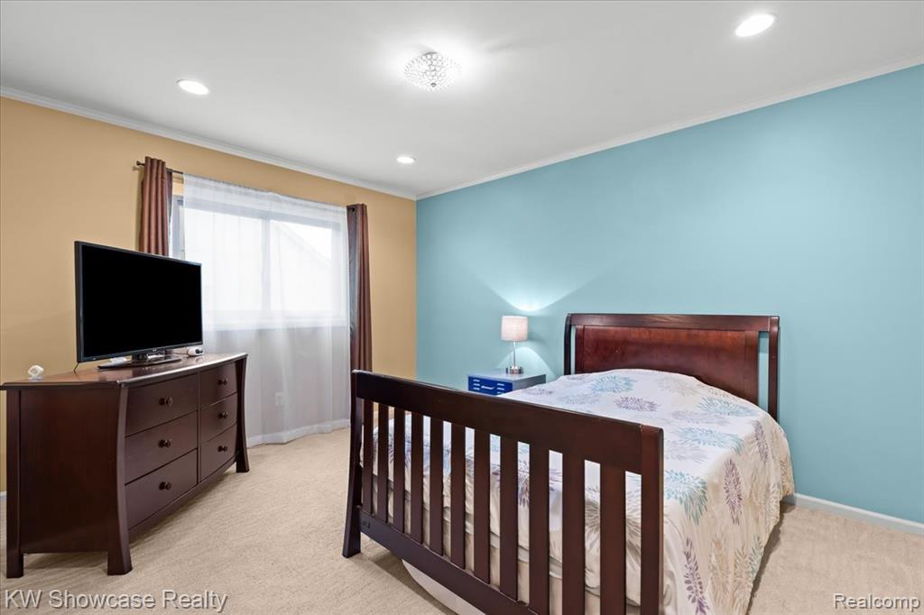 52890 Seven Oaks Drive, Shelby Twp, MI 48316 — Photo 30