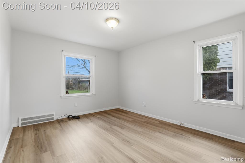 20201 Lancaster Street, Harper Woods, MI 48225 — Photo 18