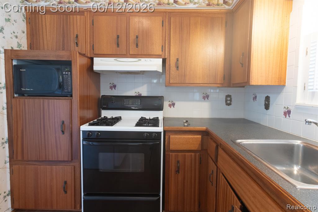 1235 Jenifer Avenue, Madison Heights, MI 48071 — Photo 20